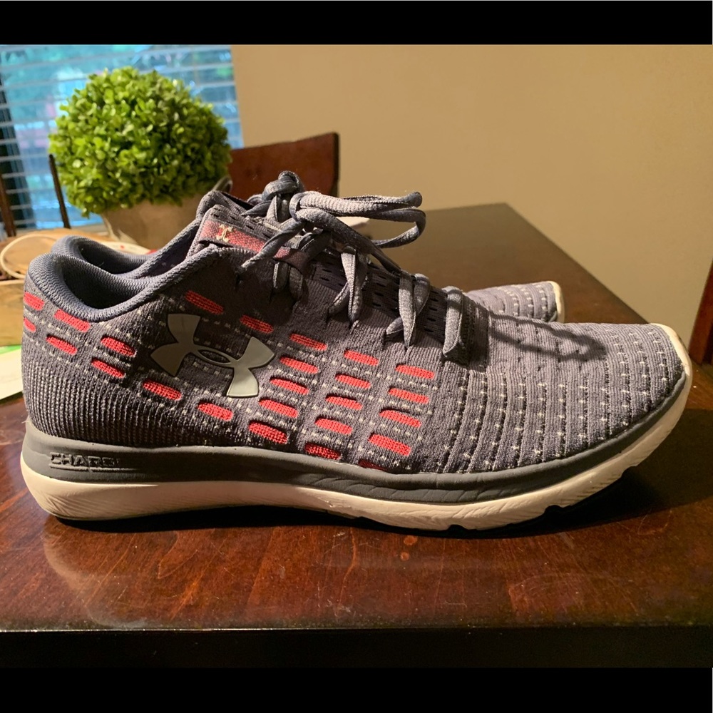 Under Armor Tennis shoes